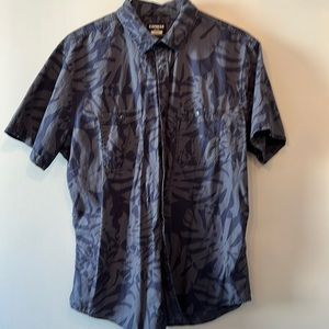 EXPRESS Fitted Tropical Button Down shirt